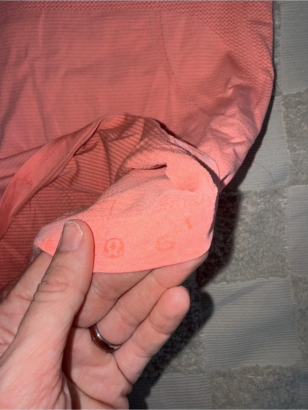 Lululemon Light Coral Swiftly Tech Long‎ Sleeve size 6